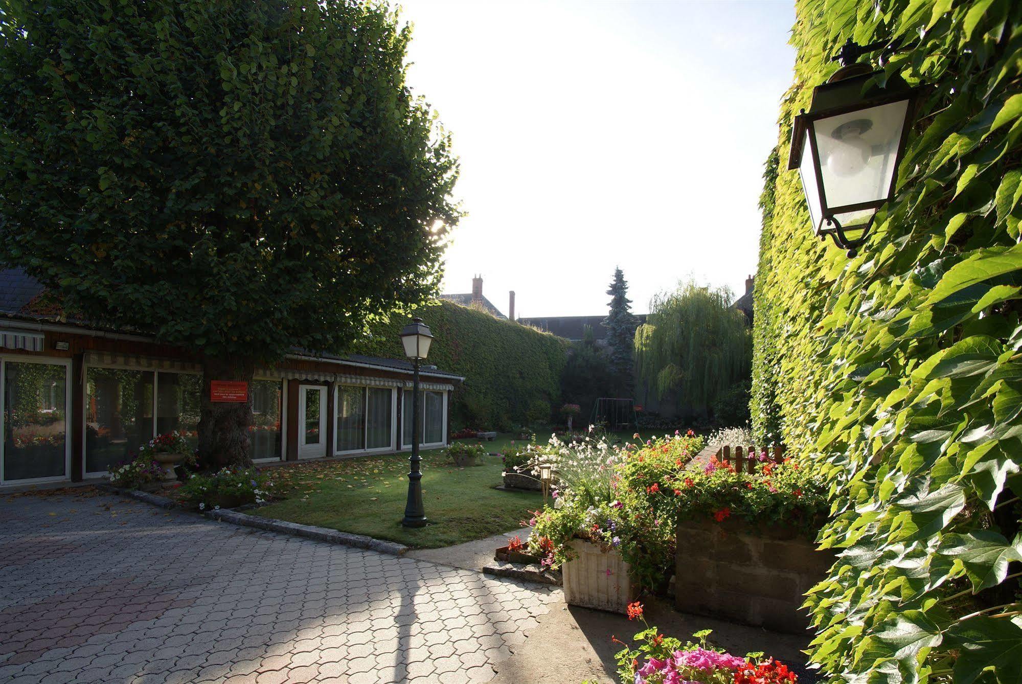 Hotel Le Beaugency Exteriér fotografie